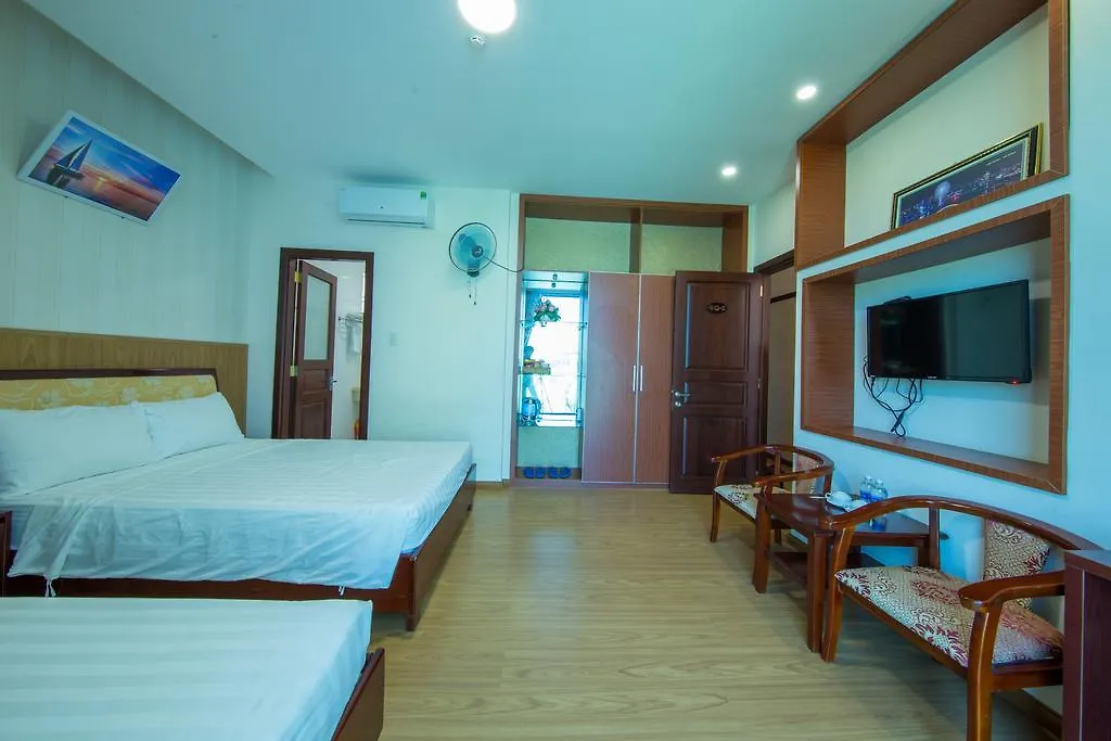 Hung Tuyen Hotel Da Nang Vietnam