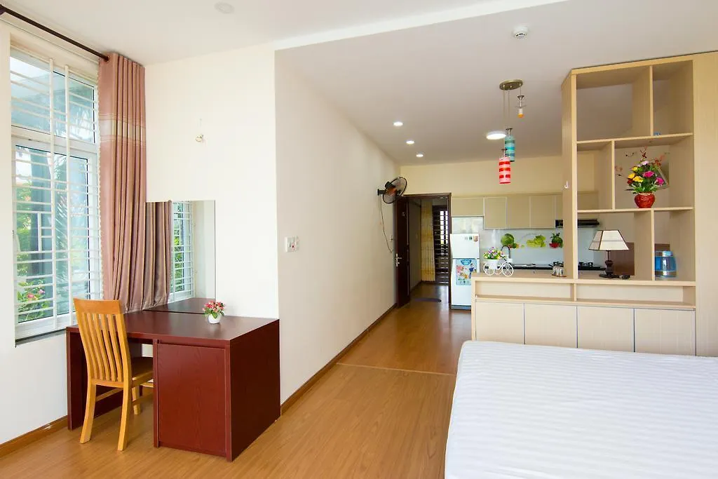 Hung Tuyen Hotel Da Nang 2*,  Vietnam